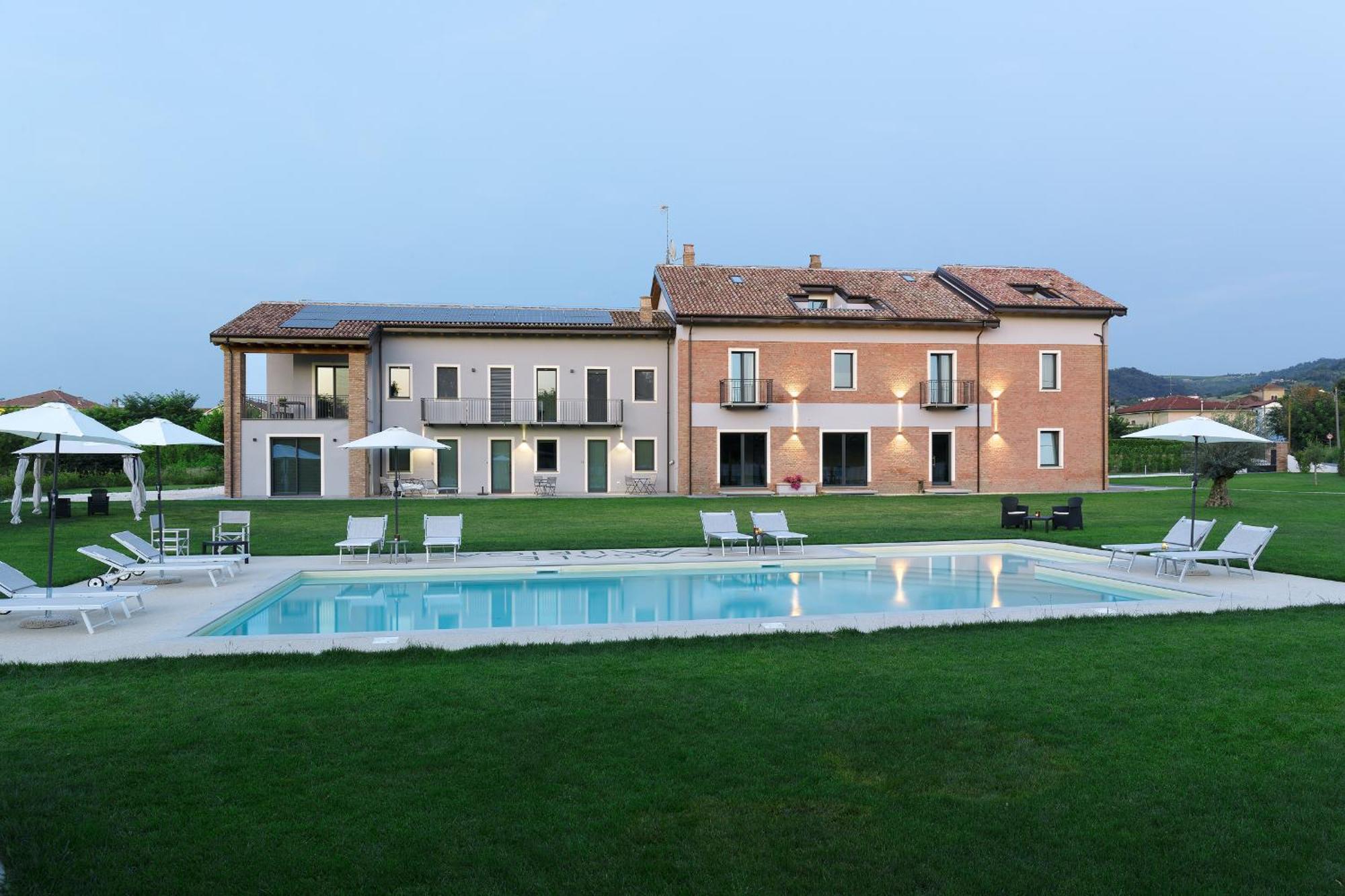 Bed and Breakfast Casale Auriga - Oltrepo' Pavese Codevilla Exterior foto