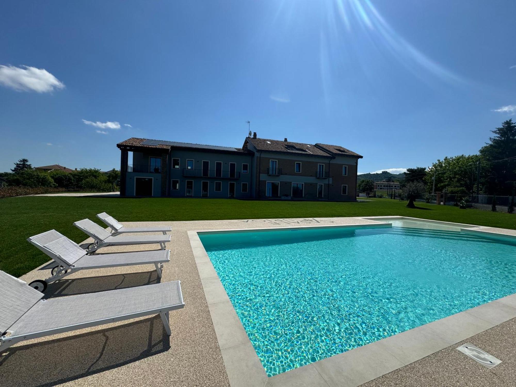 Bed and Breakfast Casale Auriga - Oltrepo' Pavese Codevilla Exterior foto